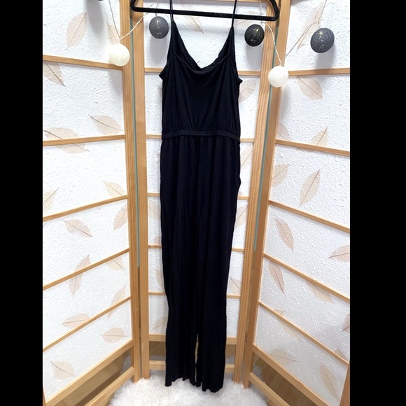 Black jumpsuit - Picture 2 of 2